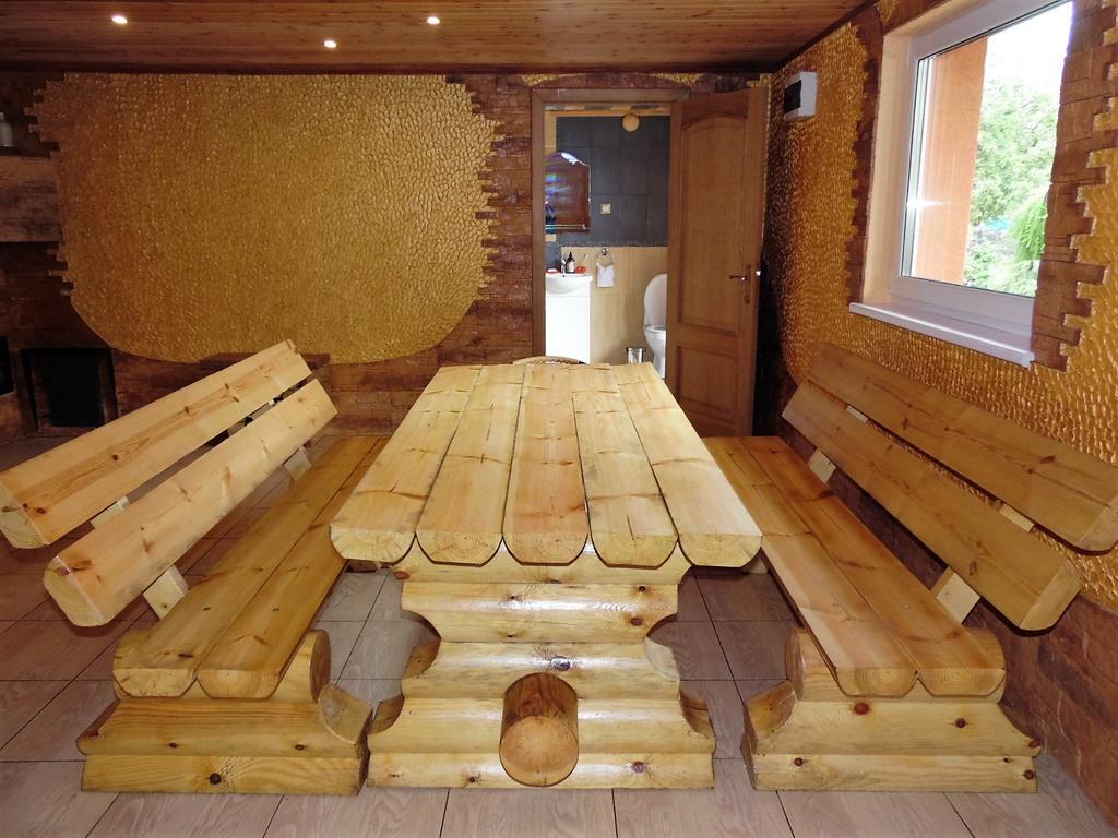 Zelta Pirts Guest House Ventspils Bagian luar foto