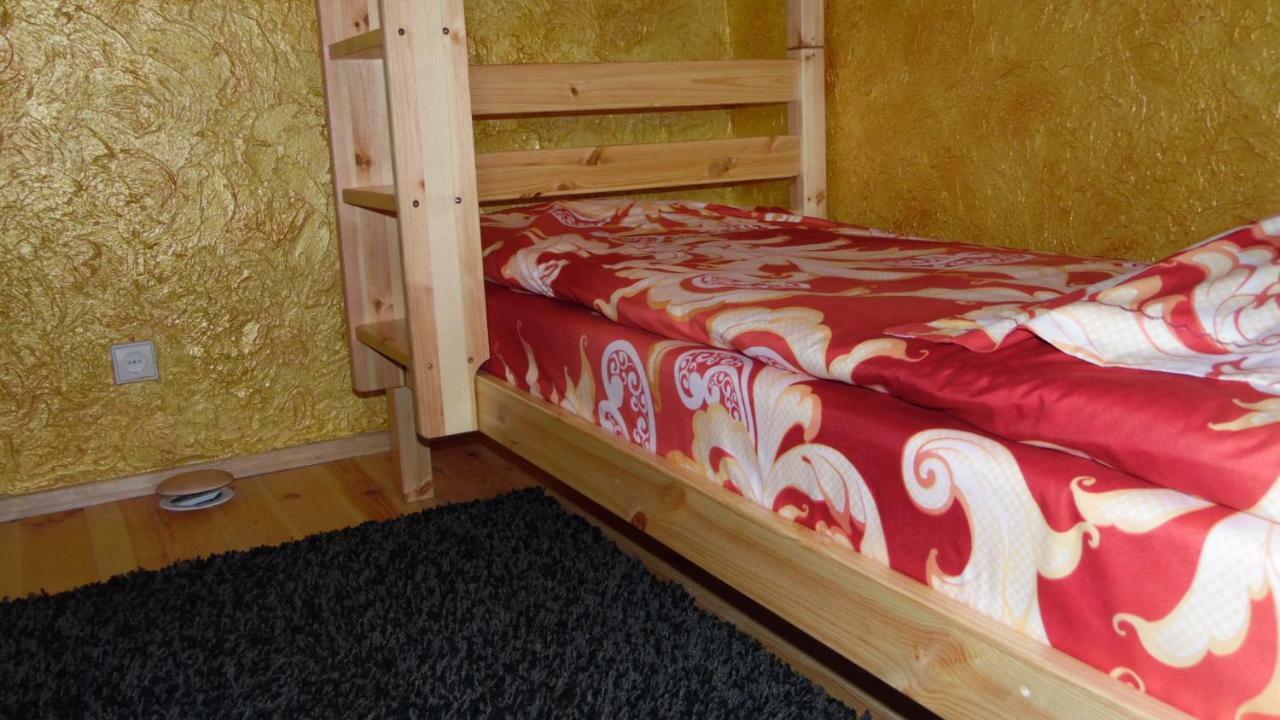 Zelta Pirts Guest House Ventspils Bagian luar foto