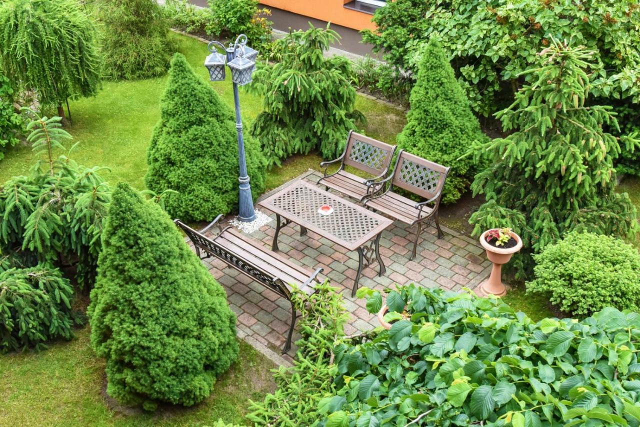 Zelta Pirts Guest House Ventspils Bagian luar foto