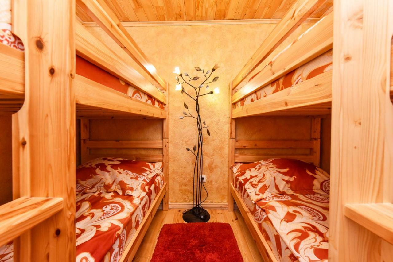Zelta Pirts Guest House Ventspils Bagian luar foto