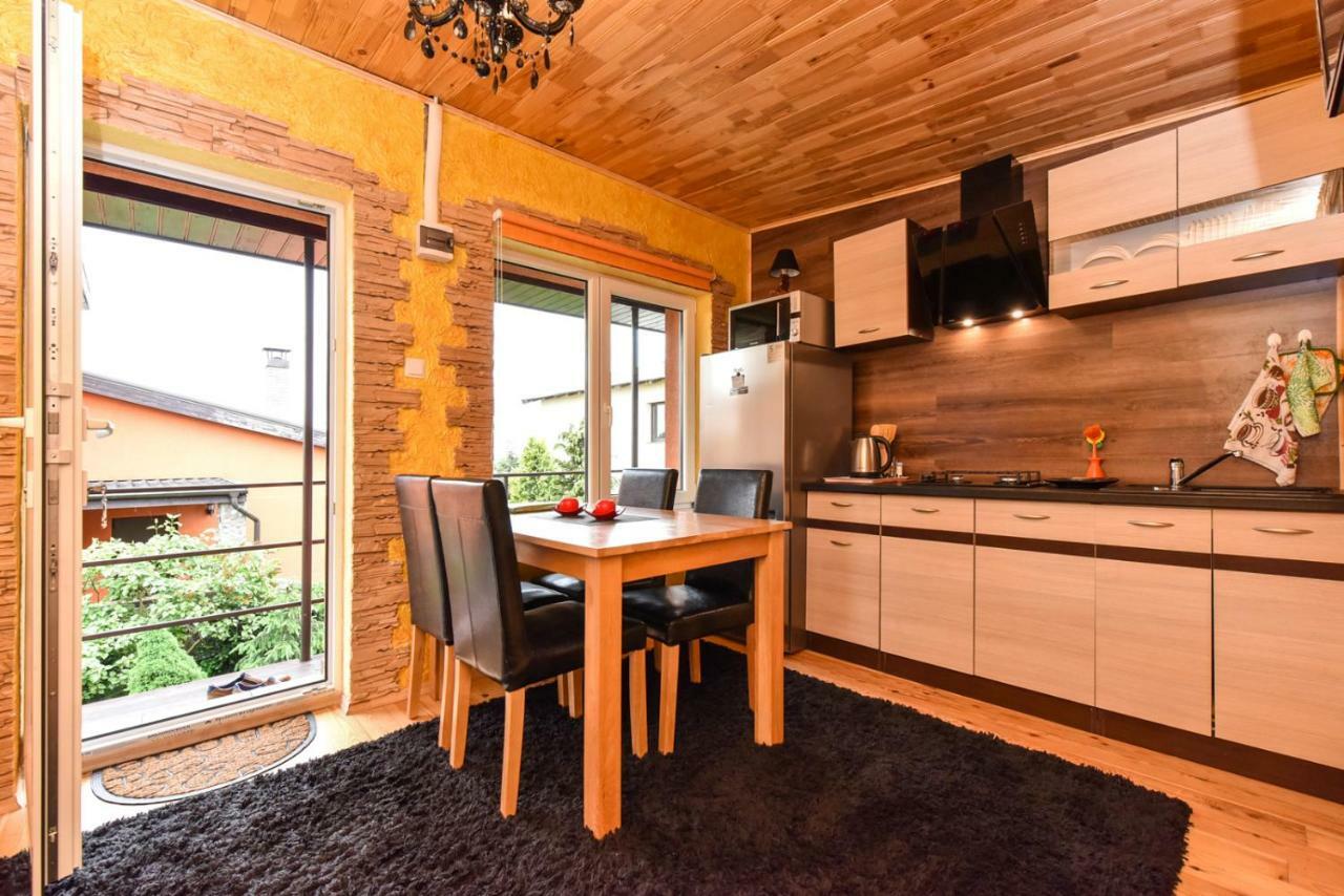 Zelta Pirts Guest House Ventspils Bagian luar foto